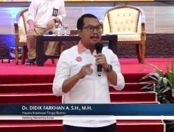 Nyanyi lagu “Bento” bareng mahasiswa UB, Kajati Banten Didik Farkhan gelorakan semangat anti korupsi