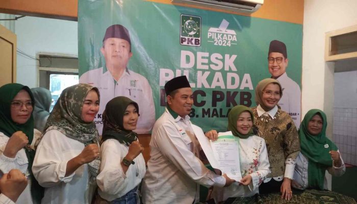 Didampingi Arzeti, Lathifah Daftar Bacalon Bupati Malang Dari PKB
