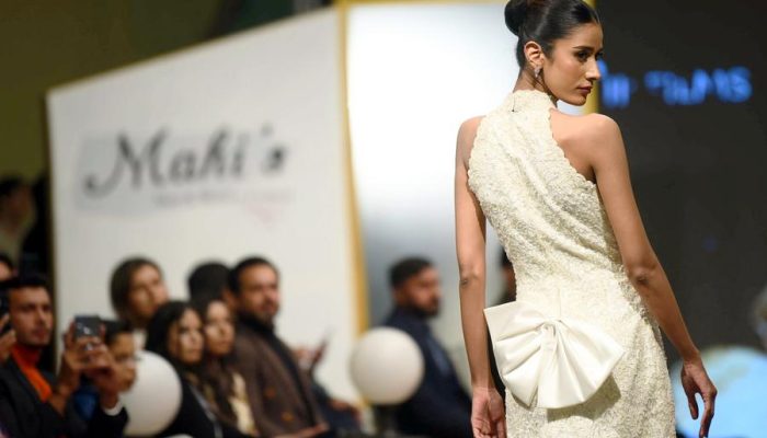 Fashion Show Digelar Meriah di Karachi