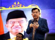 Jusuf Kalla Motivasi Mahasiswa UB: Meraih Masa Depan dengan Kesungguhan